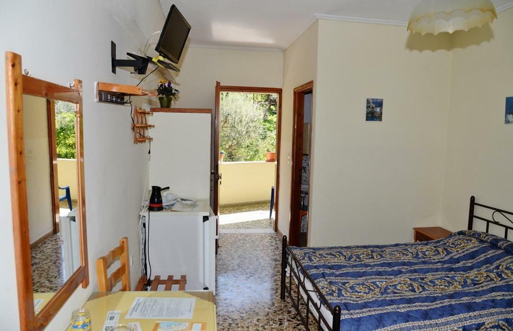 Kotsifas Rooms Tirós 외부 사진